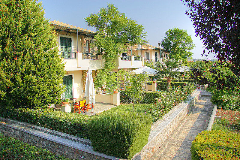 Sunny Garden Aparthotel Epidaurus Exterior photo